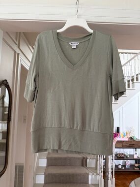 Athleta Step Forward Sweatshirt Tee in Fern Green